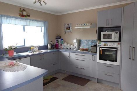 Photo of property in 52 Frederick Street, Carterton, 5713