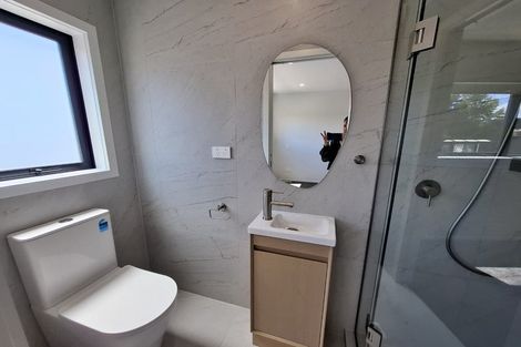 Photo of property in 72a Ocean View Road, Northcote, Auckland, 0627