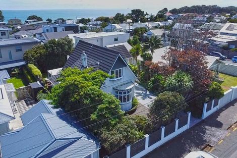 Photo of property in 348 Saint Aubyn Street, Moturoa, New Plymouth, 4310