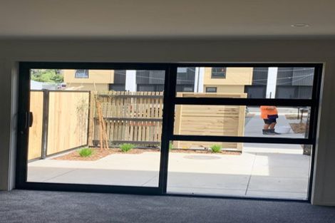 Photo of property in 4/240 Stokes Valley Road, Stokes Valley, Lower Hutt, 5019