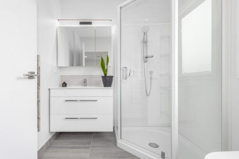 Photo of property in 44 Karearea Avenue, Kenepuru, Porirua, 5022