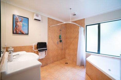 Photo of property in 267 Ngahere Park Road, Turitea, Palmerston North, 4472