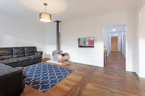 Photo of property in 45 Waverley Street, Waipawa, 4210