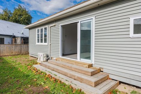 Photo of property in 73 Rangiora Avenue, Roslyn, Palmerston North, 4414
