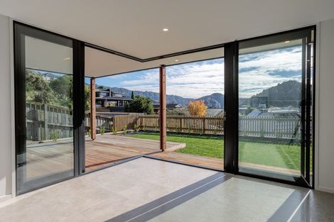 Photo of property in 12b Russell Street, Picton, 7220