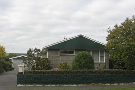 Photo of property in 33 Colesbury Street, Bishopdale, Christchurch, 8053