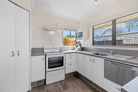 Photo of property in 493c Devonport Road, Tauranga South, Tauranga, 3112