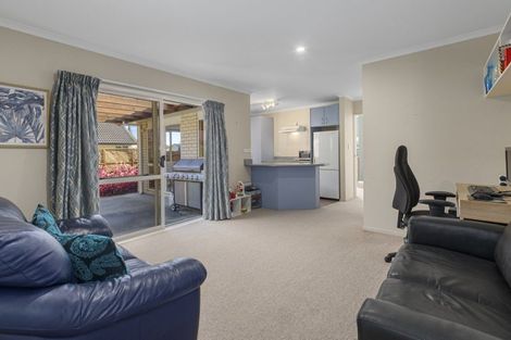 Photo of property in 16 Edwin Grove, Bethlehem, Tauranga, 3110