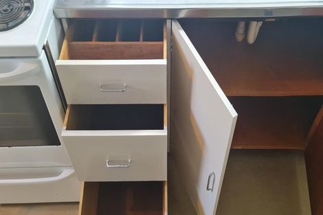 Photo of property in 33 Brennan Place, Opunake, 4616