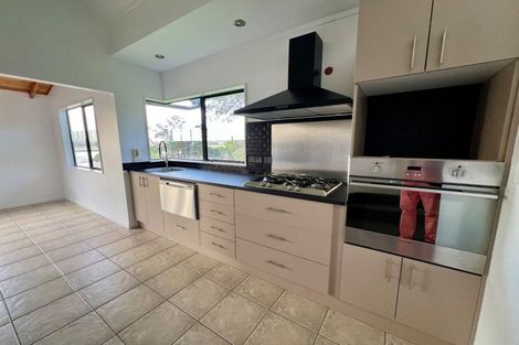 Photo of property in 1/55 Beresford Street, Bayswater, Auckland, 0622