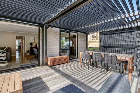 Photo of property in 16 Urumaraki Avenue, Helensville, 0800