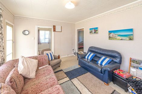Photo of property in 21 Hood Street, Castlecliff, Whanganui, 4501