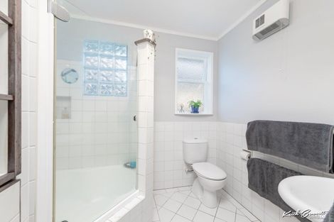 Photo of property in 1 Sandford Street, Trentham, Upper Hutt, 5018