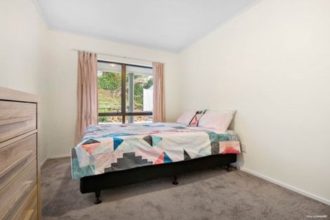 Photo of property in 11 Hiwihau Place, Glenfield, Auckland, 0629