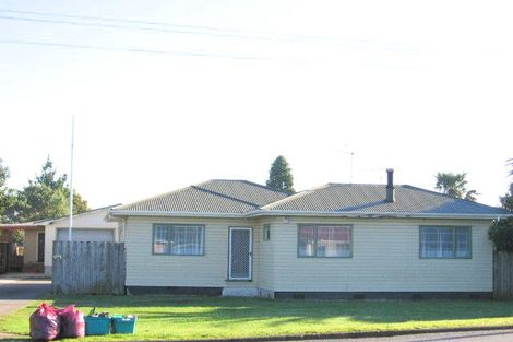Photo of property in 152 Clevedon Road, Papakura, 2110
