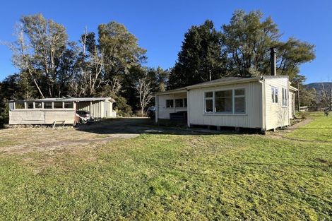 Photo of property in 774 Atarau Road, Atarau, Blackball, 7871