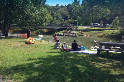 Photo of property in 84 Puhoi Road, Puhoi, Warkworth, 0994