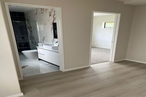 Photo of property in 32a Castlebane Drive, Flat Bush, Auckland, 2019