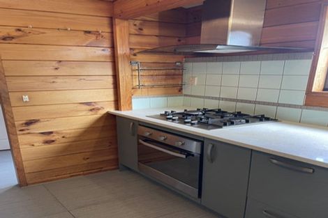 Photo of property in 22 Sandgate Avenue, Botany Downs, Auckland, 2010