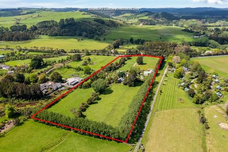 Photo of property in 1021 Old North Road, Waimauku, 0882