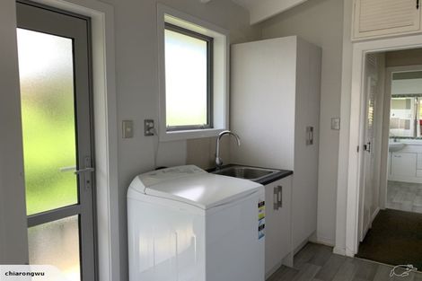 Photo of property in 6a Deepdale Street, Burnside, Christchurch, 8053