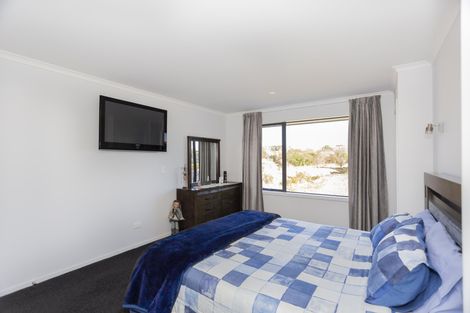 Photo of property in 13 Grove Avenue, Weston, Oamaru, 9401