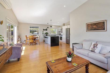 Photo of property in 35 Flotilla Place, Whitby, Porirua, 5024