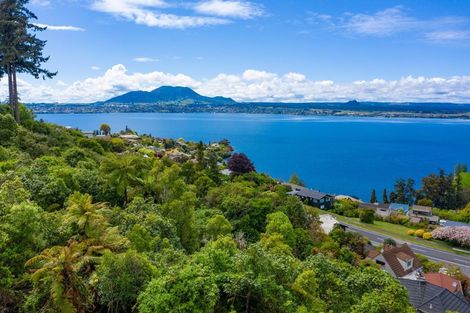 Photo of property in 22 Brunette Drive, Acacia Bay, Taupo, 3330