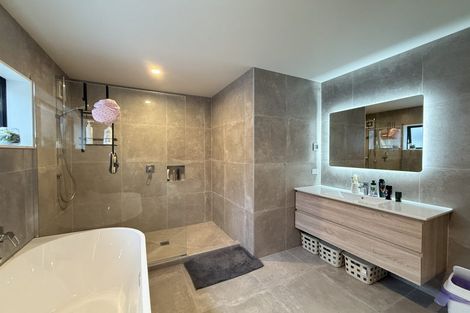 Photo of property in 4a Watea Road, Torbay, Auckland, 0630