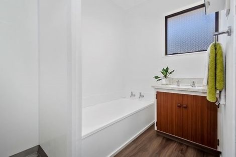 Photo of property in 49b Albatross Close, Whitby, Porirua, 5024