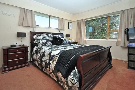 Photo of property in 2/13 Waitaki Street, Henderson, Auckland, 0612