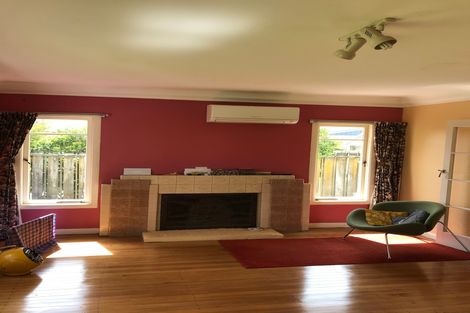 Photo of property in 37 Gibson Road, Dinsdale, Hamilton, 3204