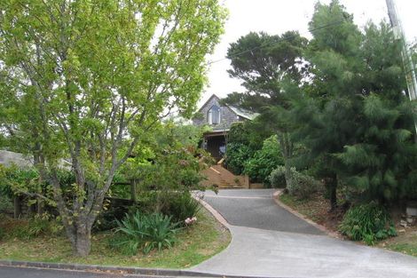 Photo of property in 3 Long Street, Torbay, Auckland, 0630