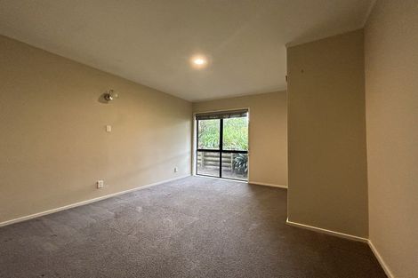 Photo of property in 17a Karetu Road, Greenlane, Auckland, 1051