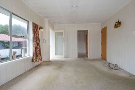 Photo of property in 1/14 Battle Place, Glenfield, Auckland, 0629