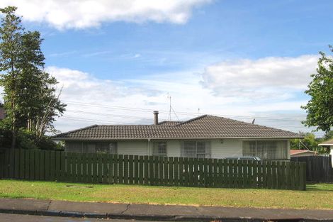Photo of property in 22 Harmel Road, Glendene, Auckland, 0602
