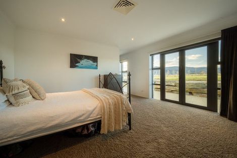 Photo of property in 309 Golden Road, Springvale, Alexandra, 9393