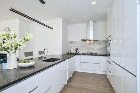Photo of property in 40a Rutherford Terrace, Meadowbank, Auckland, 1072