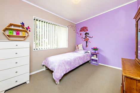 Photo of property in 2 Belinda Avenue, Flat Bush, Auckland, 2023