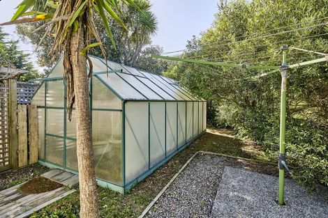 Photo of property in 25 Rangatira Road, Tawa, Wellington, 5028