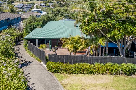 Photo of property in 1/50 Nigel Road, Browns Bay, Auckland, 0630