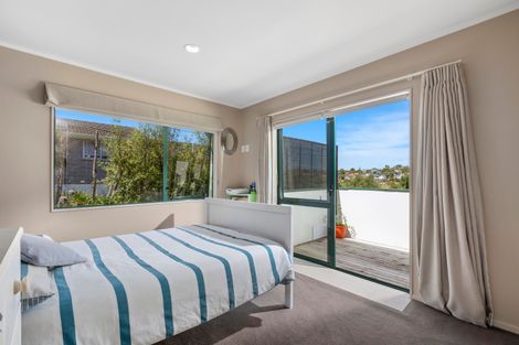 Photo of property in 1/50 Nigel Road, Browns Bay, Auckland, 0630