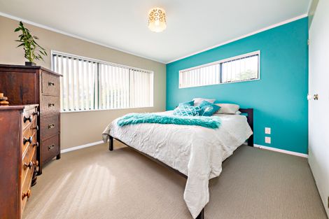 Photo of property in 2 Belinda Avenue, Flat Bush, Auckland, 2023