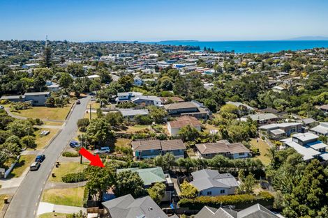 Photo of property in 1/50 Nigel Road, Browns Bay, Auckland, 0630