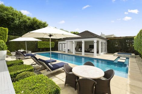 Photo of property in 124 Victoria Avenue, Remuera, Auckland, 1050