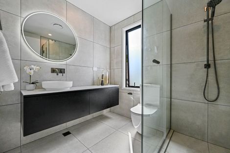 Photo of property in 2/23 Strowan Avenue, Fairfield, Hamilton, 3214