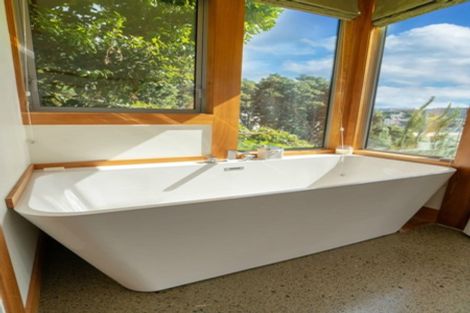 Photo of property in 300b Oriental Parade, Oriental Bay, Wellington, 6011