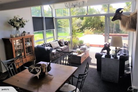 Photo of property in 44 Valecrest Avenue, Parklands, Christchurch, 8083