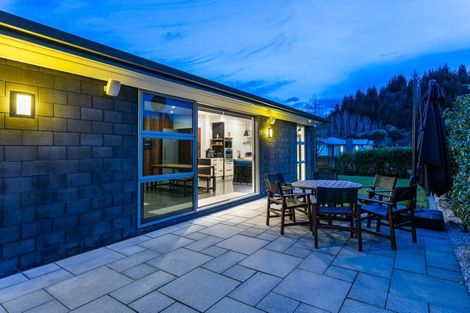 Photo of property in 261 Lakes Boulevard, Pyes Pa, Tauranga, 3112