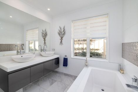 Photo of property in 51 The Esplanade, Pegasus, 7612